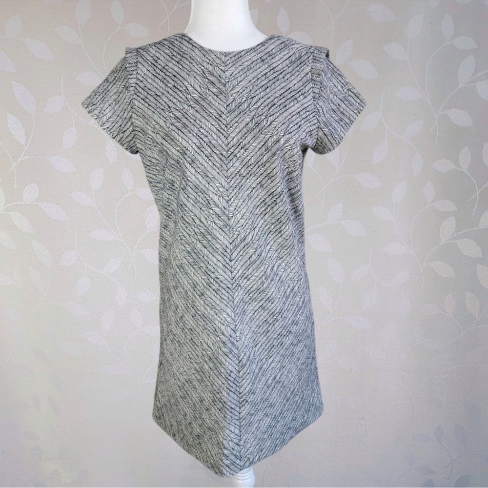 Zara Dress Graphic Art Deco Abstract Leaf Print Career Black White Medium